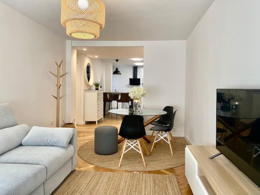 Centro Gijon Cabrales 31 Apartment Bagian luar foto